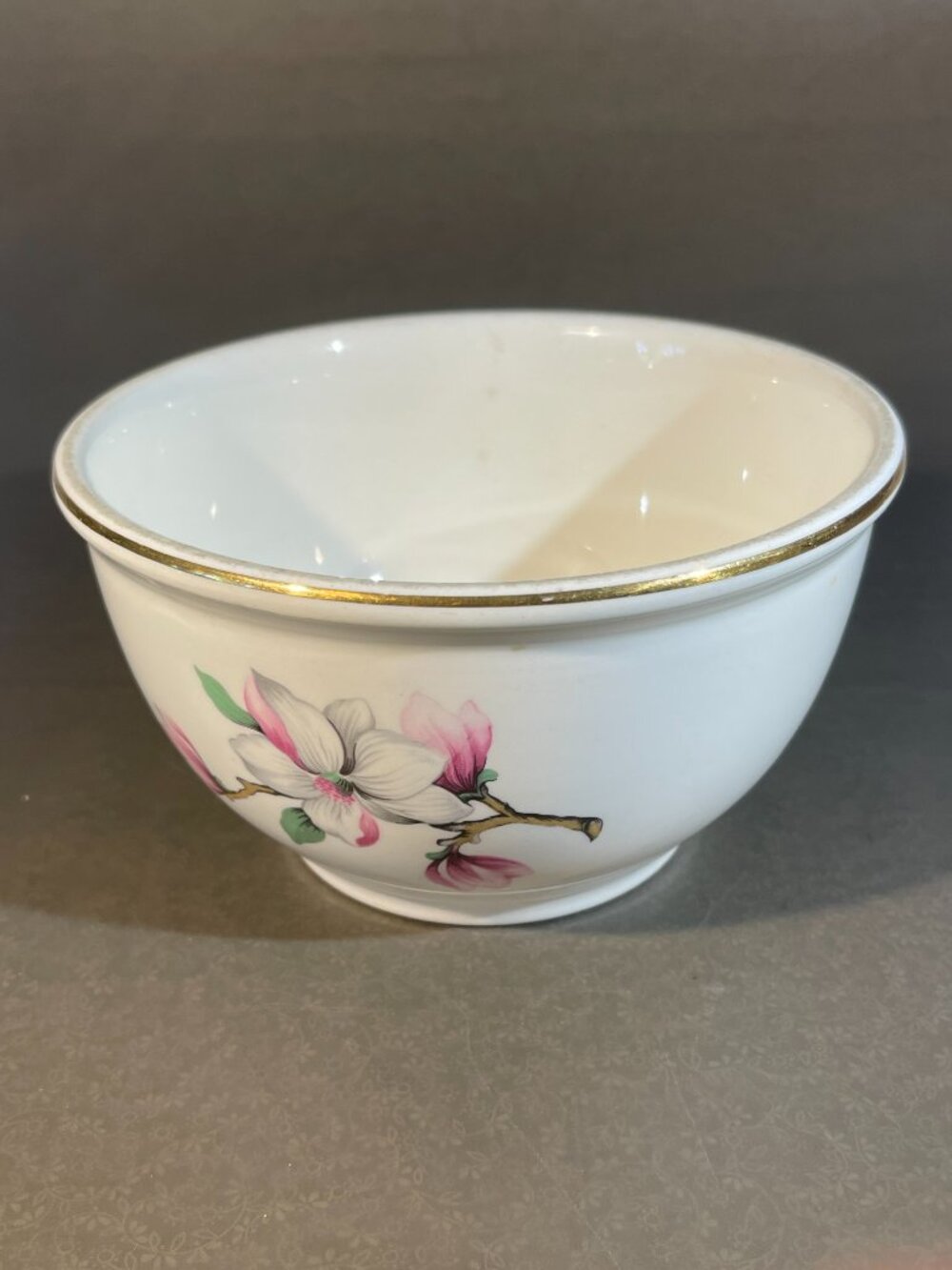 Vintage Homer Laughlin Dogwood 6.5” Mixing Bowl USA (654)